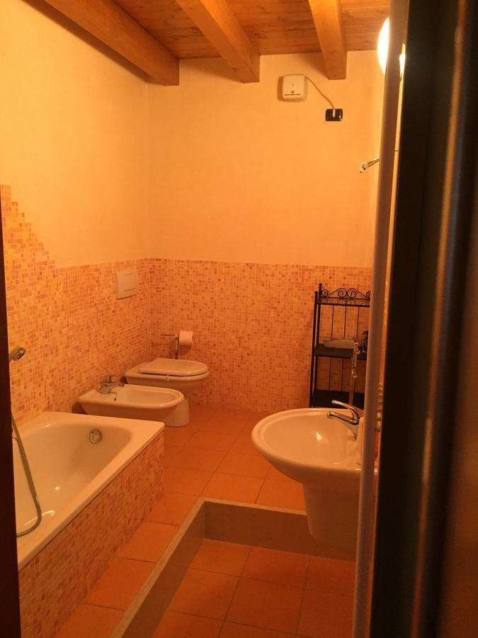 לוניגו B&B Via Garibaldi מראה חיצוני תמונה