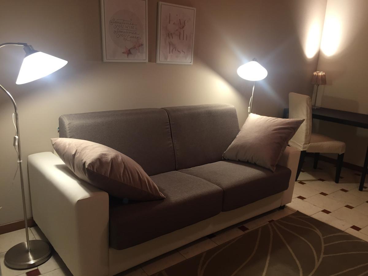לוניגו B&B Via Garibaldi מראה חיצוני תמונה